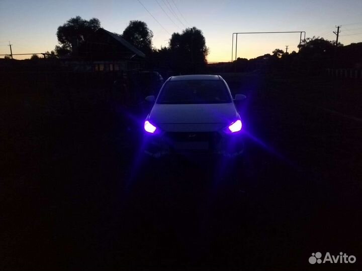 Hyundai Solaris 1.4 AT, 2018, битый, 265 714 км