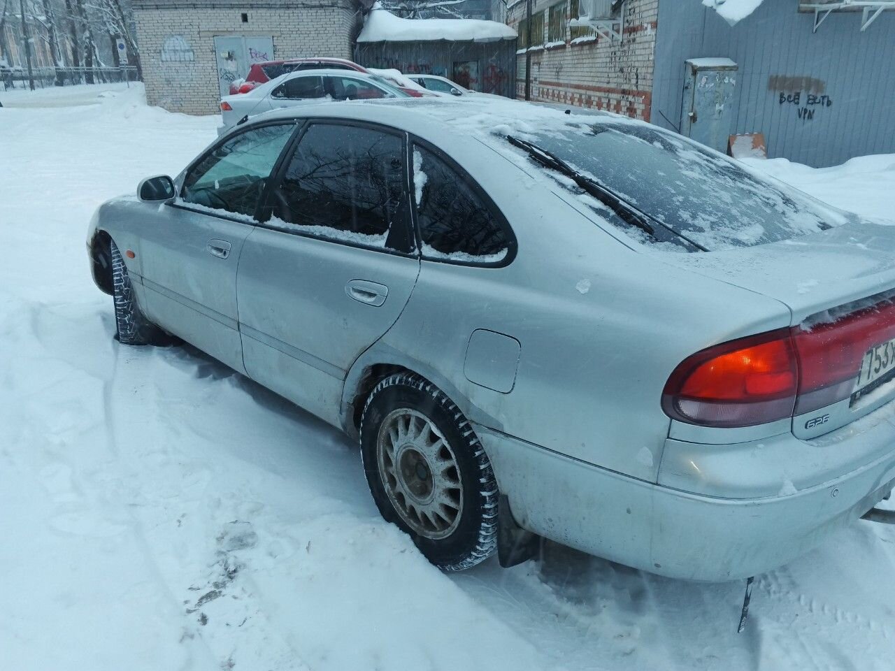 Mazda 626: фото владельца
