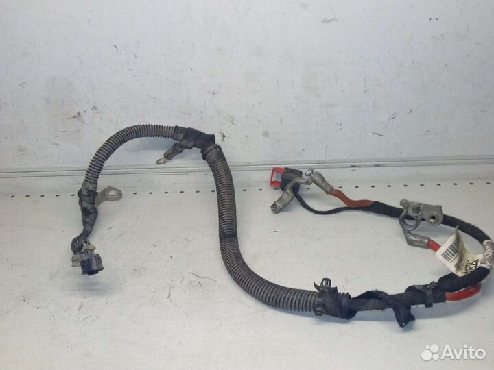 Клемма плюсовая Опель Астра Н