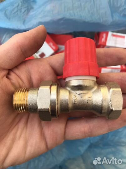 Клапан запорный