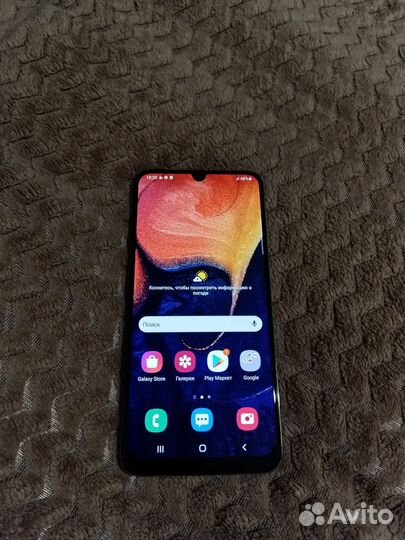 Samsung Galaxy A50, 4/64 ГБ