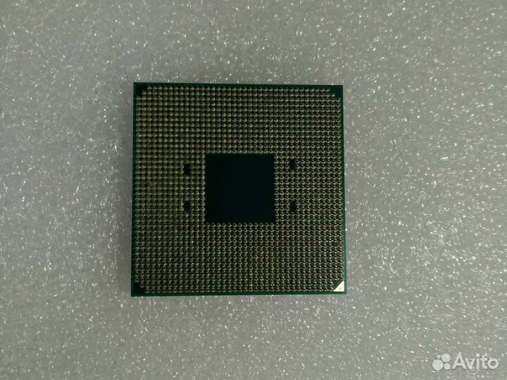Процессор AMD Ryzen 3 1200