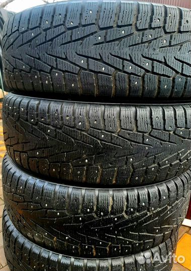 Nokian Tyres Hakkapeliitta 7 SUV 225/65 R17