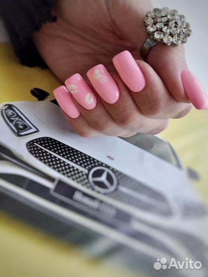 Маникюр / педикюр