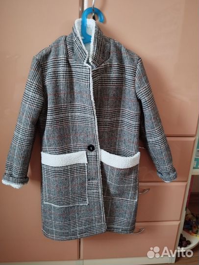 Пальто на девочку