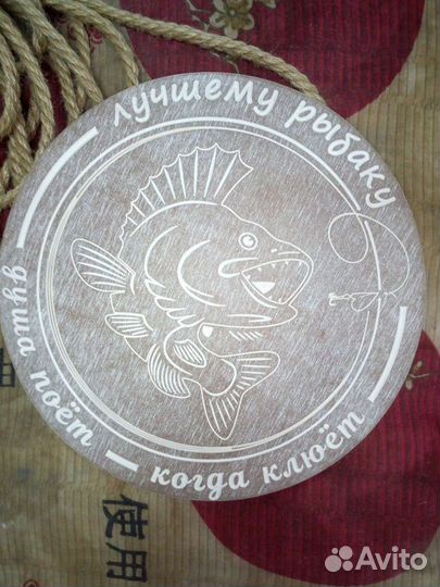 Сувениры из дерева