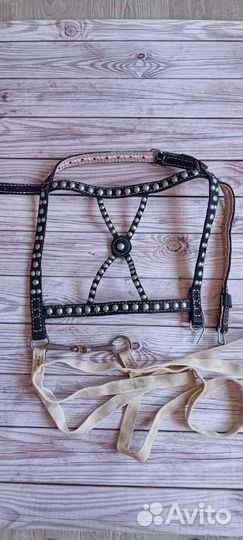 Уздечка для лошади