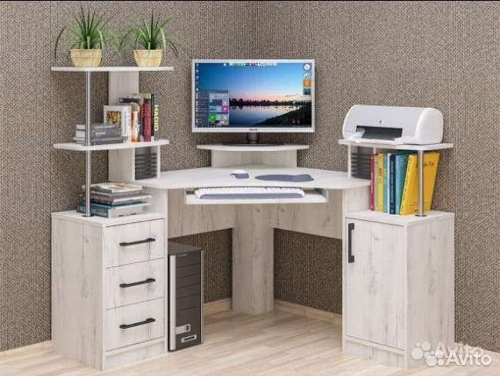 Стол письменный, компьютерный с ящиками и полками