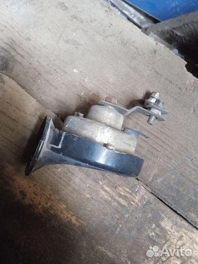 Звуковой сигнал на авто