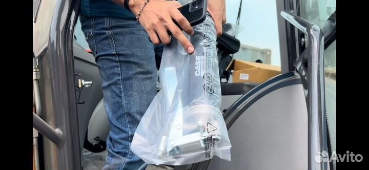 Экскаватор-погрузчик CASE 570 SV, 2024