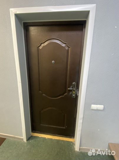 Дверь входная металлическая бу