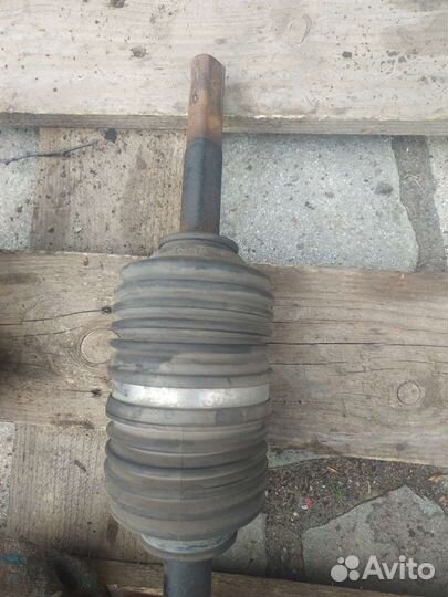 Рулевой карданчик infiniti qx56 JA60