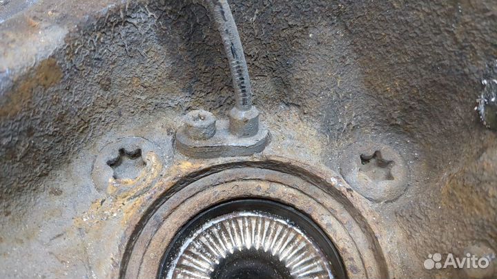 Ступица (кулак, цапфа) левая передняя BMW X1 (E84)