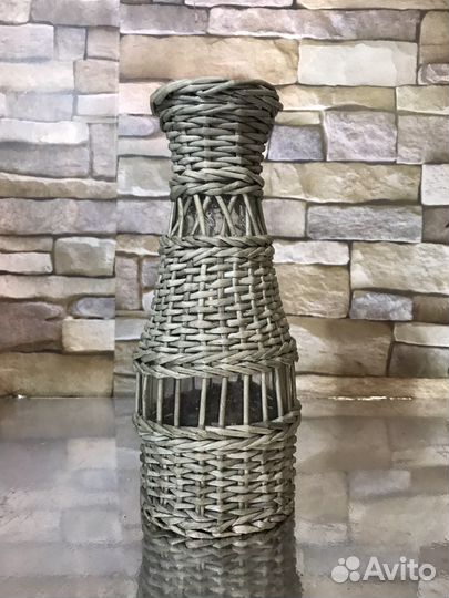 Ваза плетеная