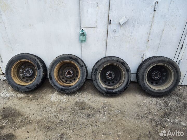 Комплект зимних колёс в сборе (+ запасная шина)