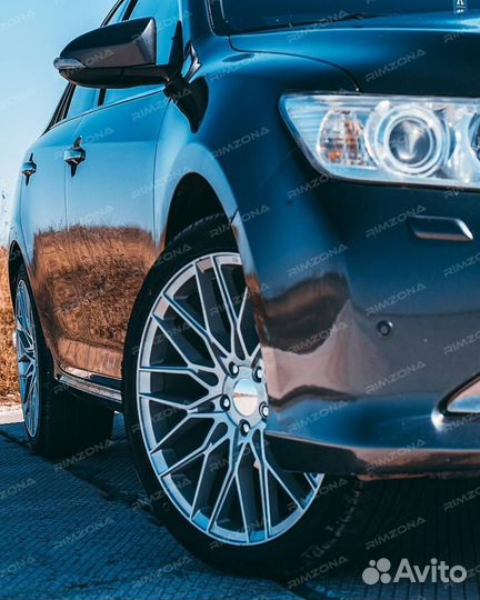 Литые диски на Toyota Camry R19