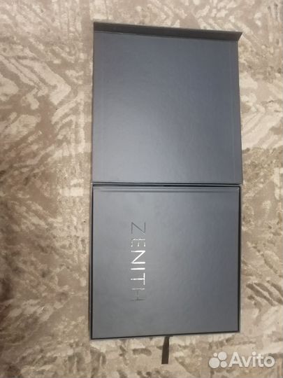 Книга Rolls-Royce Zenith