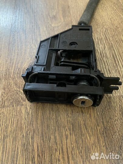 Замок бардачка в сборе Porsche Cayenne 955/957