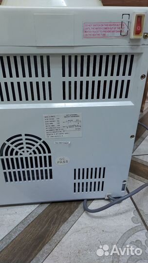 Кулер для воды небольшой