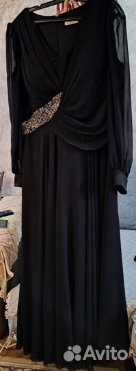 Платье вечернее