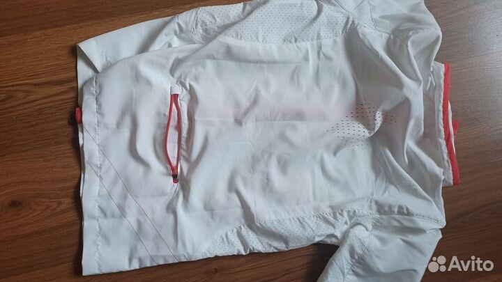 Спортивная одежда женская