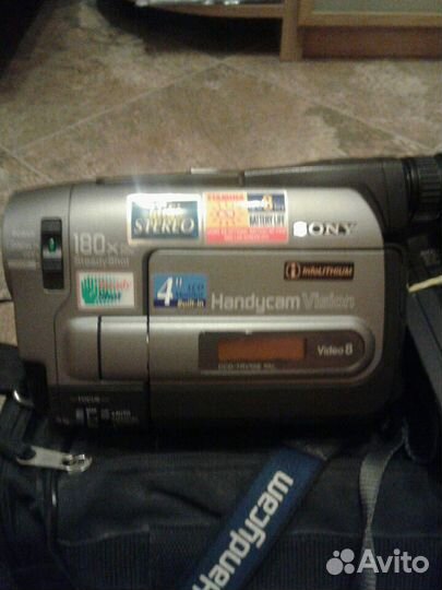 Видиокамера Сони Хандикам Япония