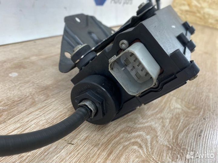 Блок ручника Bmw X5 E70 N52B30 2008