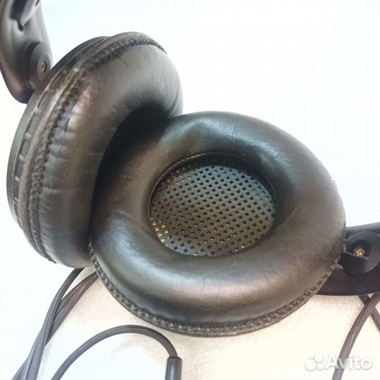 Наушники AKG K240 Austria