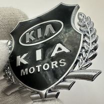 Наклейка шильдик Kia