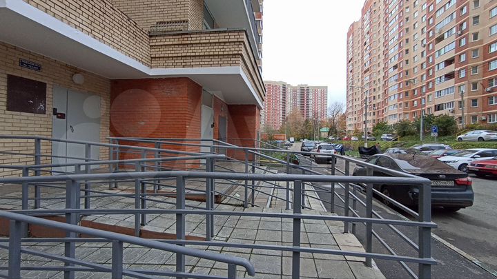 2-к. квартира, 62,5 м², 4/19 эт.