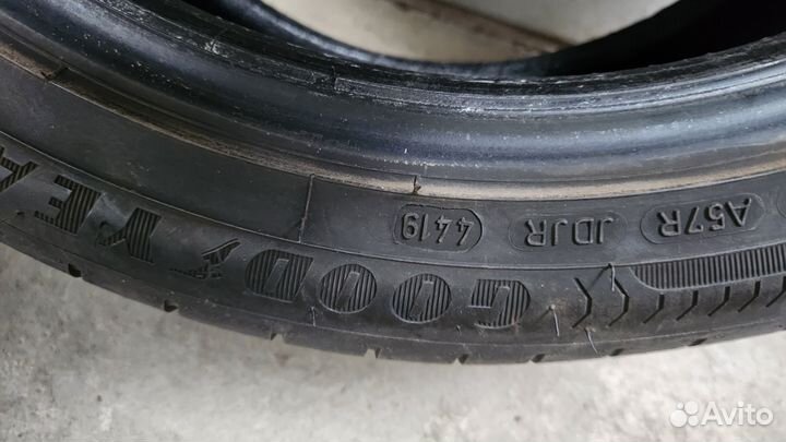 Goodyear EfficientGrip Performance 225/45 R17