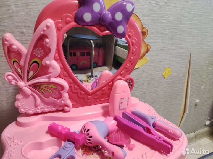 Детский туалетный столик для девочки