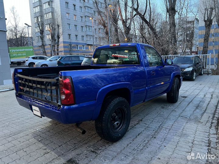 Chevrolet Silverado 4.3 МТ, 2004, 300 000 км