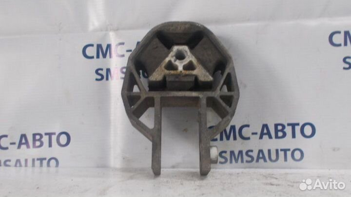 Опора АКПП Volvo C30 С30 2.4 2007-2010