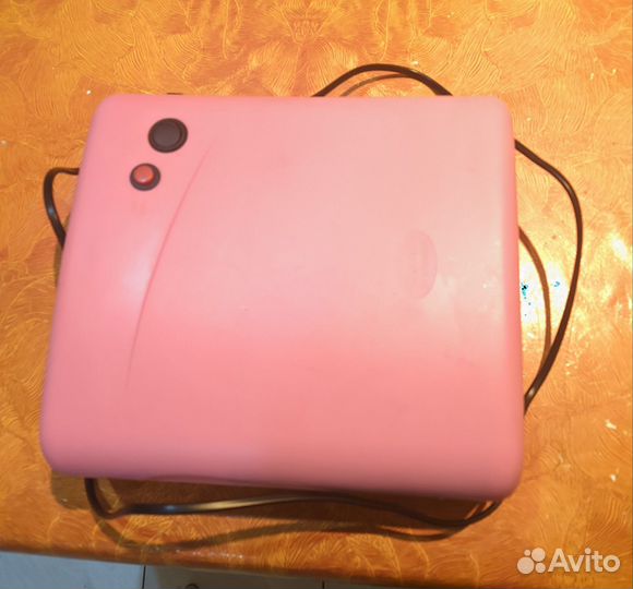 Лампа для сушки ногтей