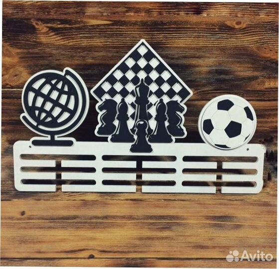 Красивая медальница