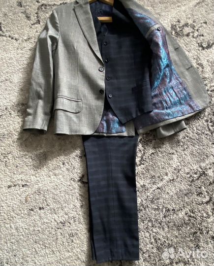 Костюм мужской