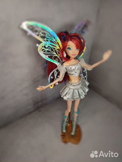Лимитированная кукла Winx Bloom Блум