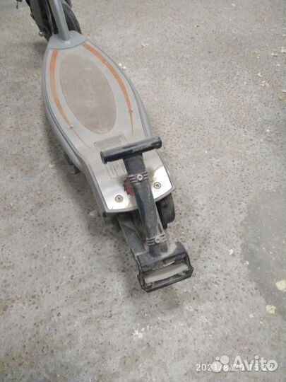 Электросамокат Razor