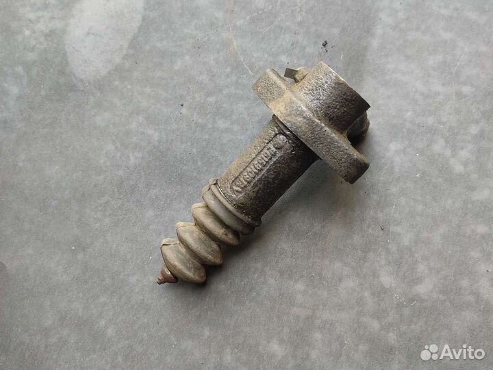 Рабочий цилиндр сцепления Daewoo Nexia 8 кл