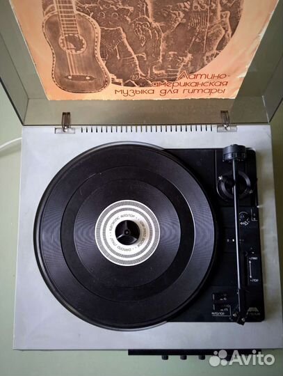 Проигрыватель винила