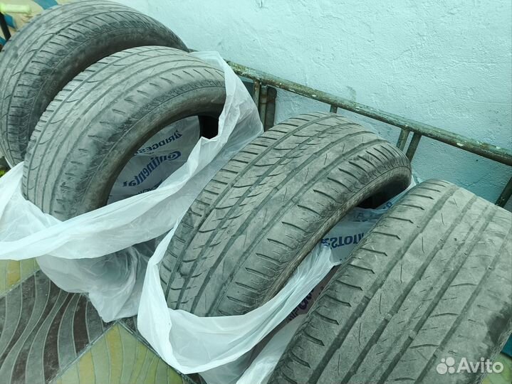 Hercules All Trac A/T 235/55 R4