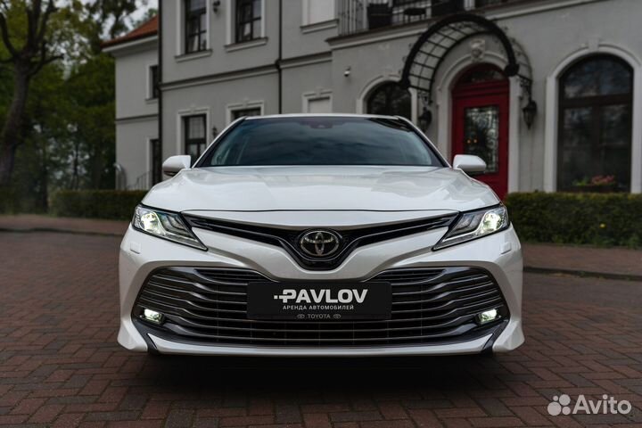 Аренда Toyota Camry. Прокат Тойота с/без водителя