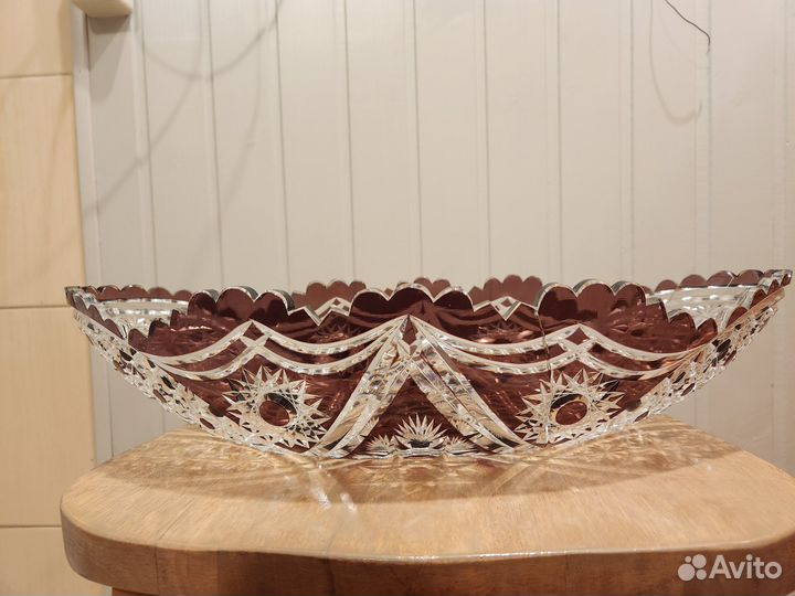 Ваза-ладья цветной хрусталь.Германия.Винтаж