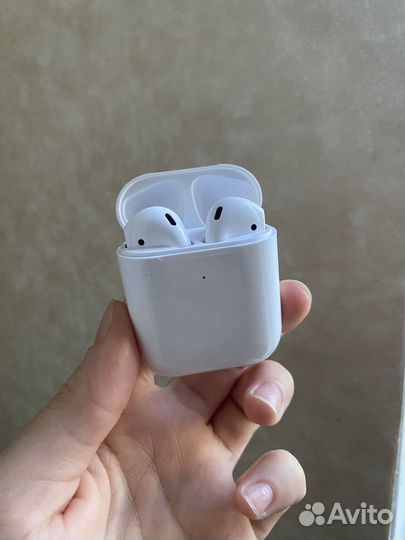 Наушники airpods
