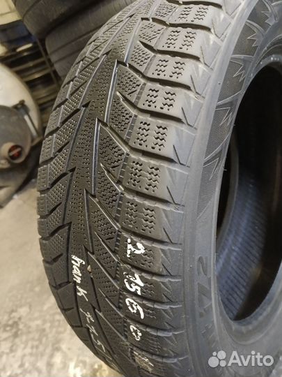 Hankook Winter I'Cept IZ2 215/60 R16