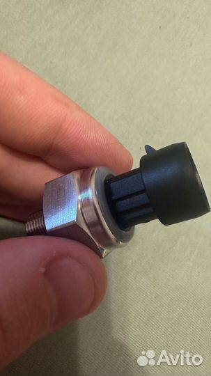 Прибор и Датчик давления и температуры