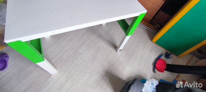 Письменный стол IKEA