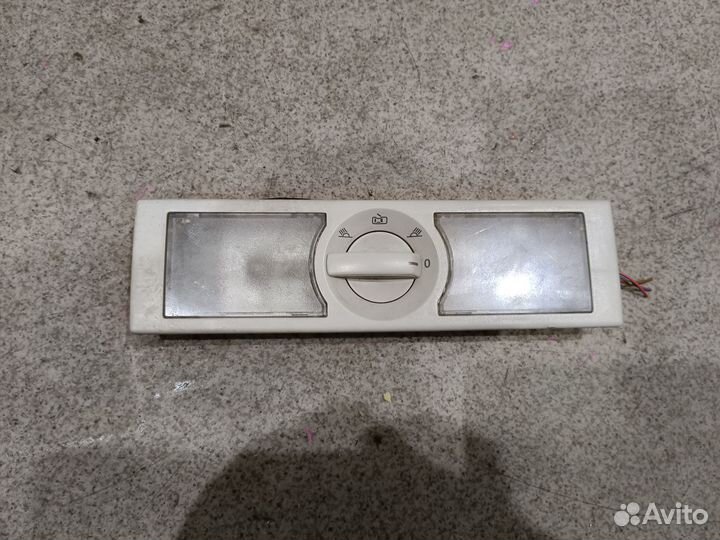 Задний плафон пассажиров для Volkswagen Jetta 6