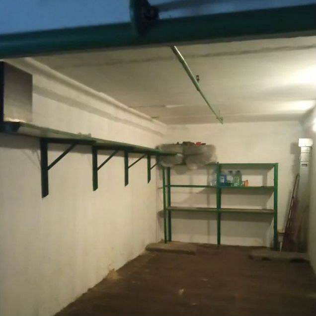 Гараж, 18 м²